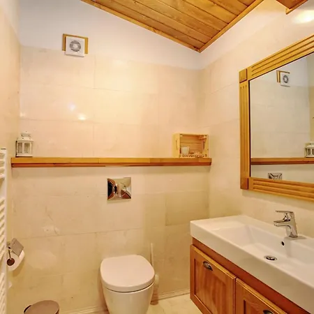 Four Seasons Razlog