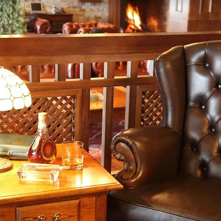 Four Seasons Βίλα